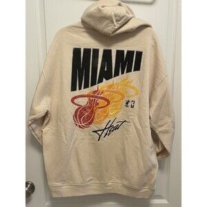 Court Culture Miami Heat Hoodie Size Large. New Without Tags
